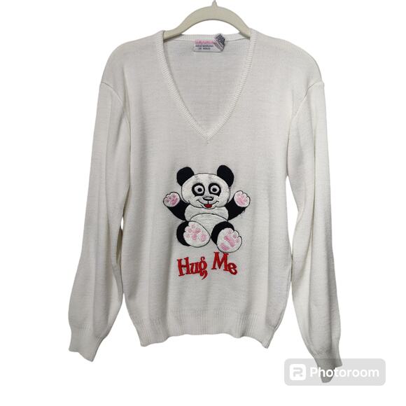 Vintage Lady LaMode Sz M White Embroidered Panda Hug Me Sweater V Neck Kawaii - Picture 1 of 6